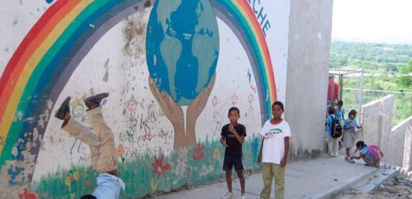 Repubblica Dominicana la scuola Café con leche per uno sviluppo integrale dei bambini
