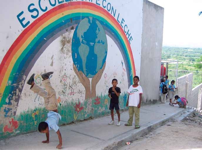 Repubblica Dominicana la scuola Café con leche per uno sviluppo integrale dei bambini